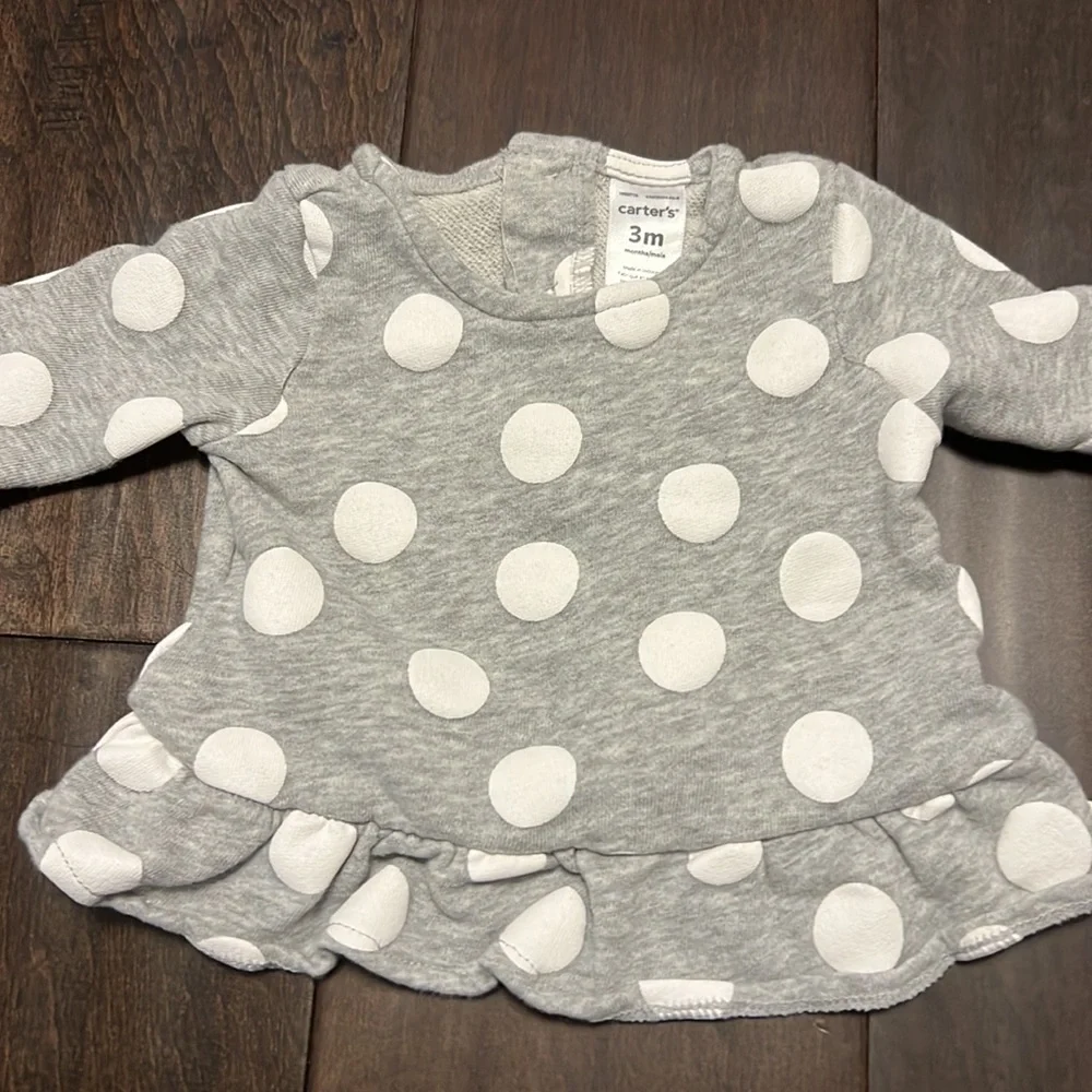 Adorable Carters Baby Girl Gray Polka dot top with sweater leggings outfit!